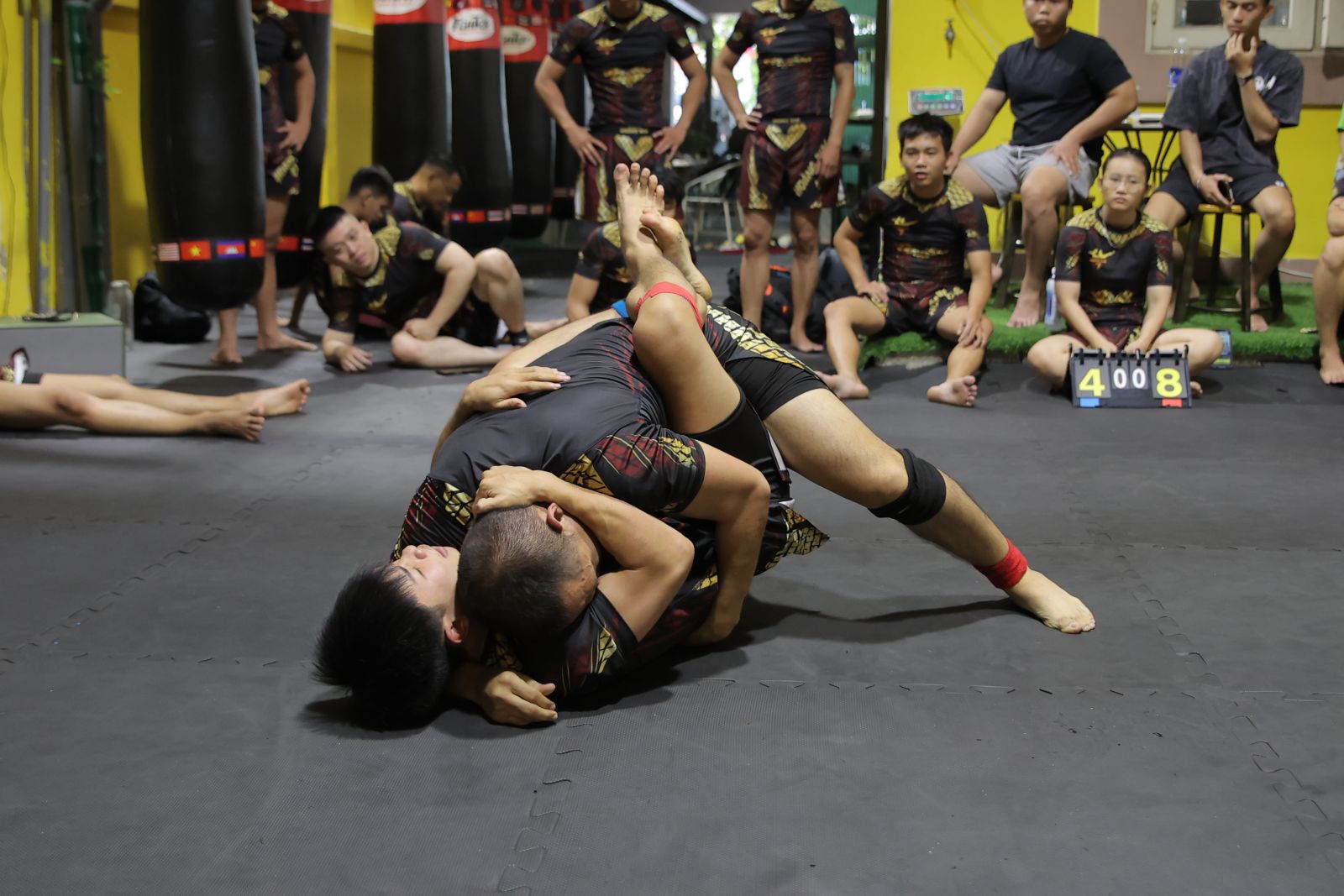 Kỹ thuật khóa siết trong Jujitsu tại Quận 7