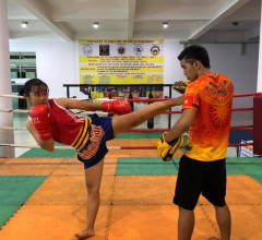 Lớp Kickboxing Cơ Bản